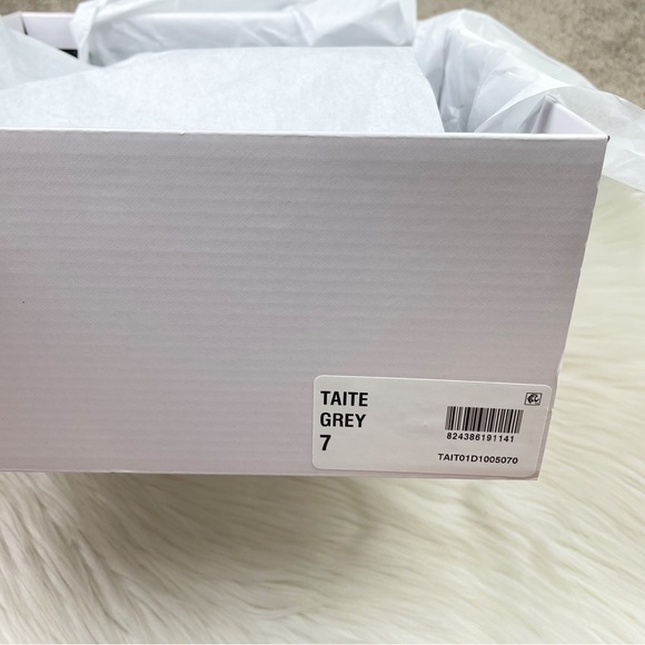 New Steven New York by Steve Madden Taite Pointed Toe Booties in Gray Faux Suede - Picture 10 of 11